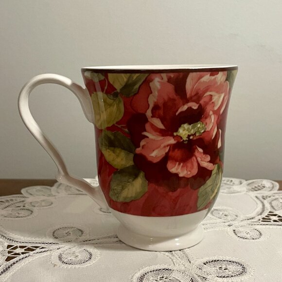 Porcelaine Fine China "222 Fifth" PTS International coffee/tea cup, Belize - Picture 1 of 7